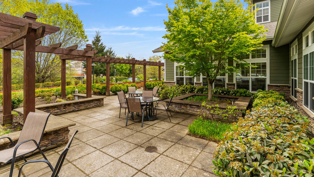 The outdoor patio at Glenmoore